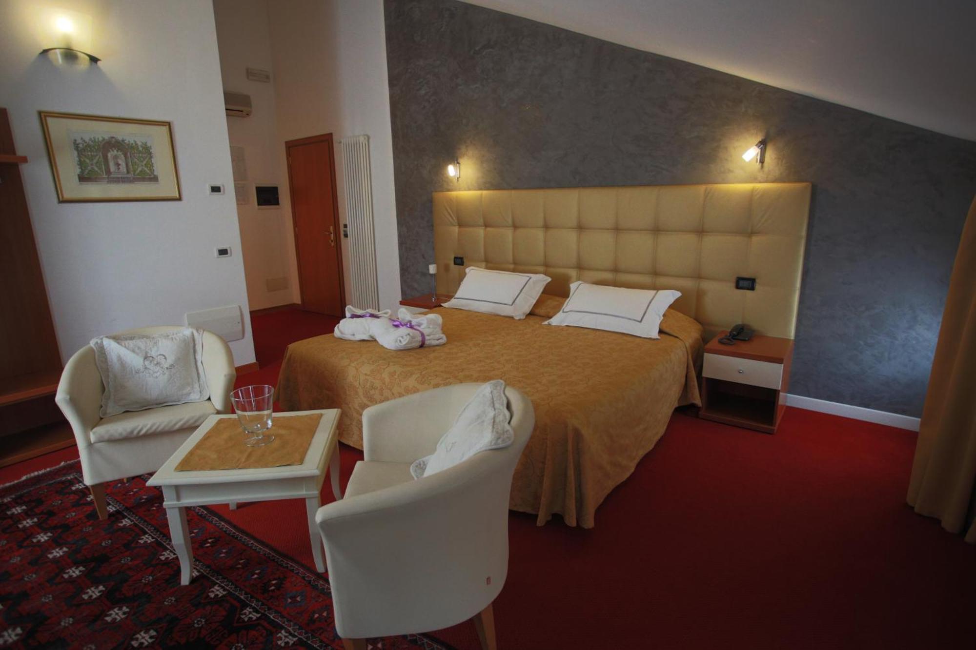 Hotel Roma Cittadella Ngoại thất bức ảnh