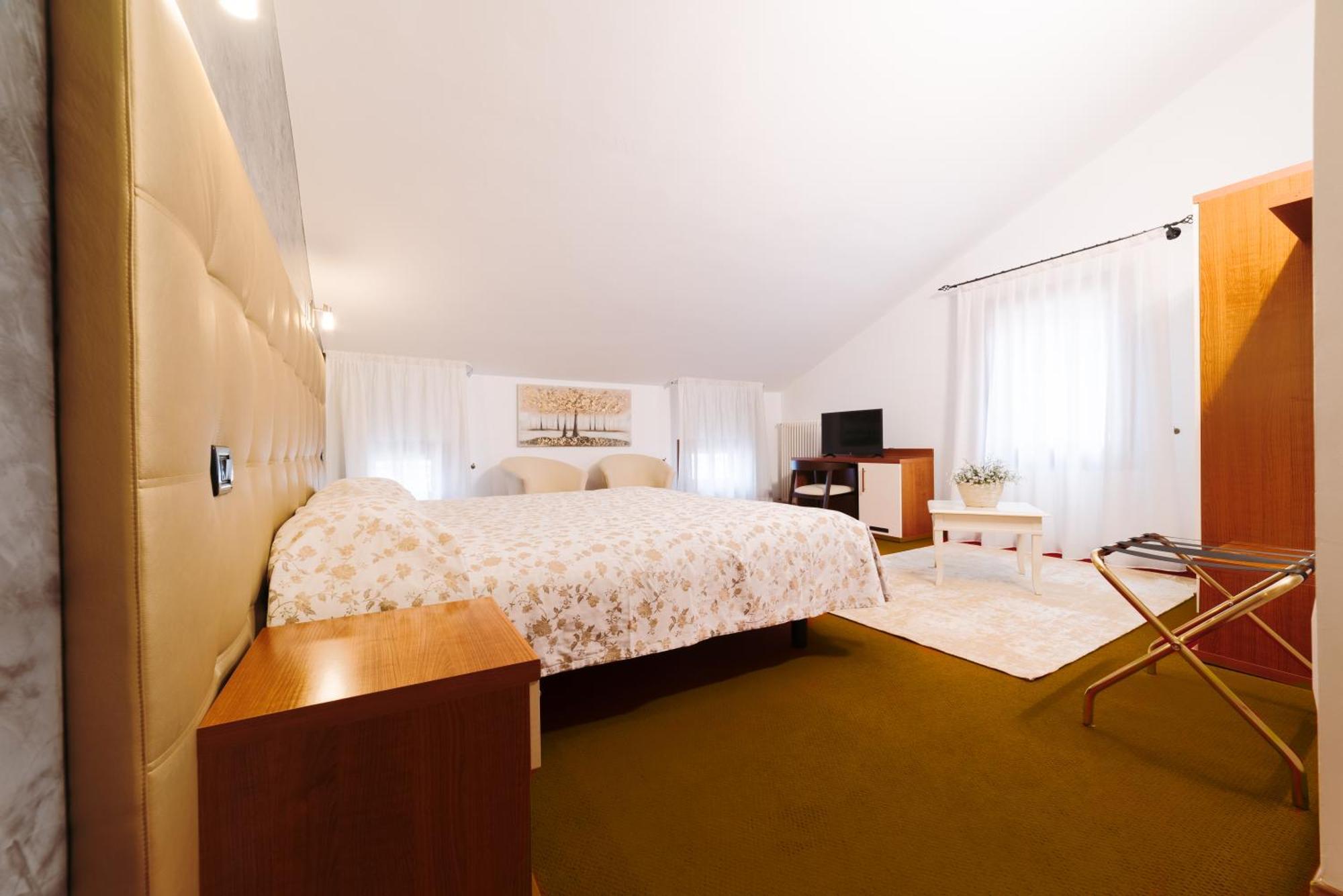 Hotel Roma Cittadella Ngoại thất bức ảnh