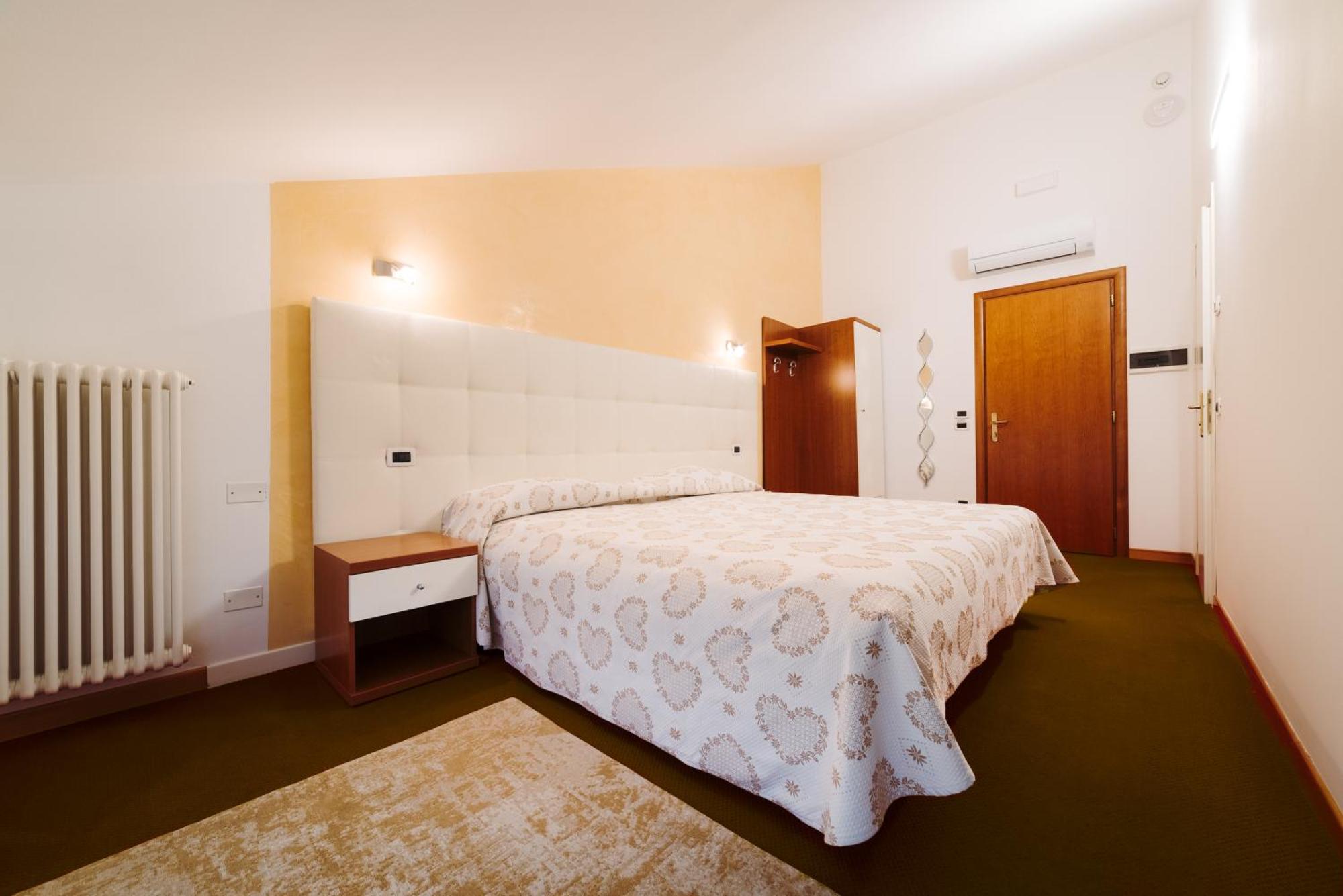 Hotel Roma Cittadella Ngoại thất bức ảnh